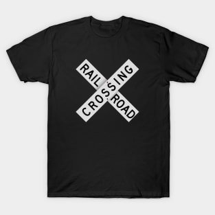 Railroad Xing Sign (classic) T-Shirt